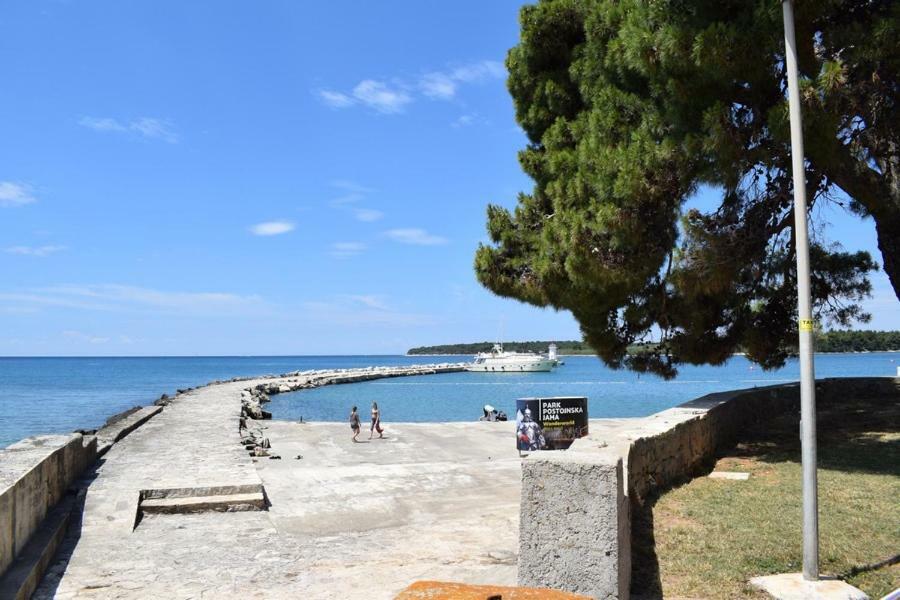 Apartment Matea Novigrad Istria Exterior foto